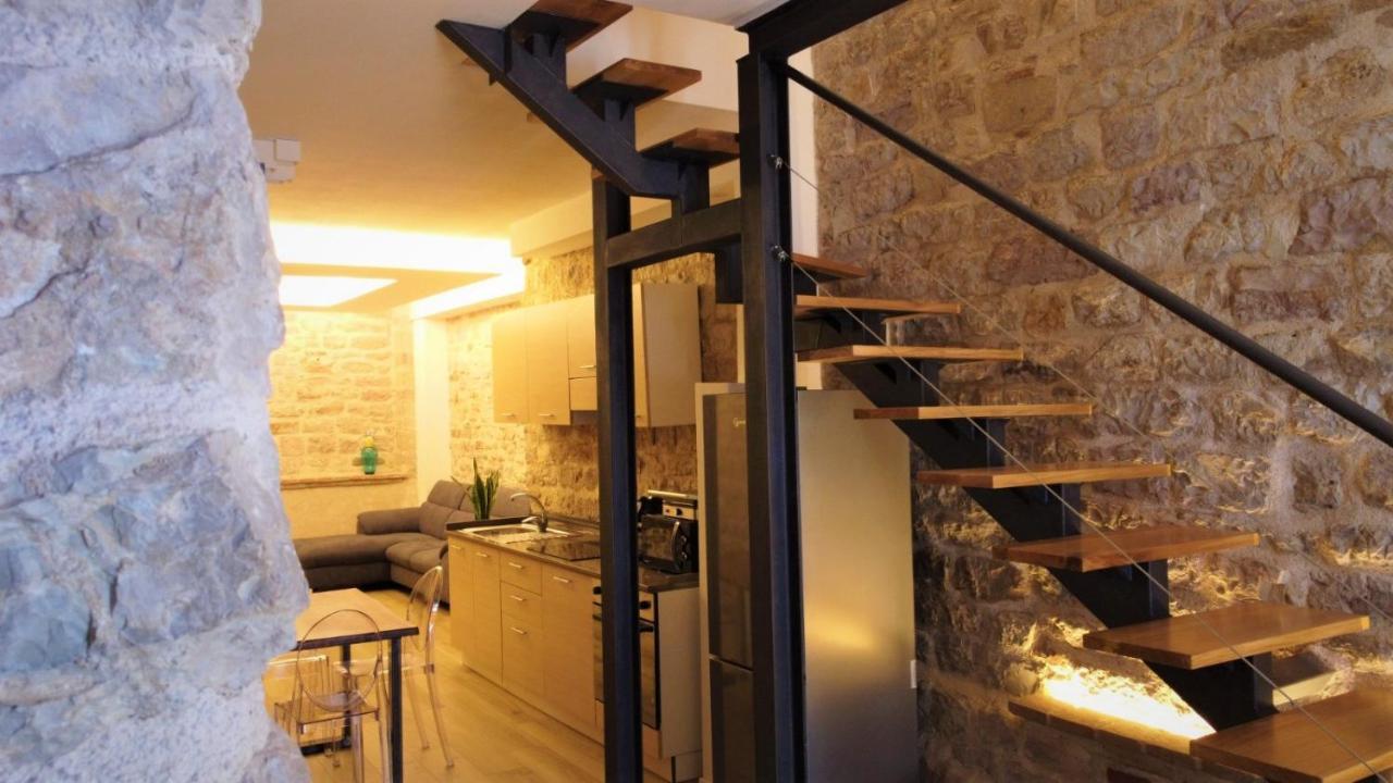 Appartamento Gattapone 9 Gubbio Exteriér fotografie