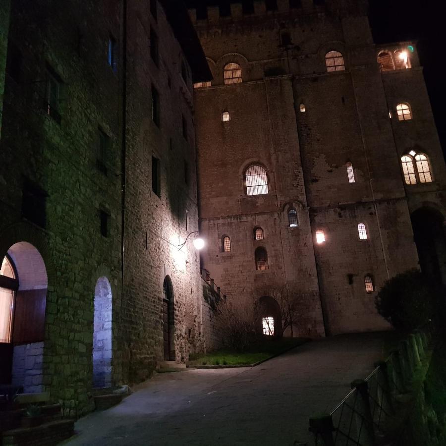 Appartamento Gattapone 9 Gubbio Exteriér fotografie