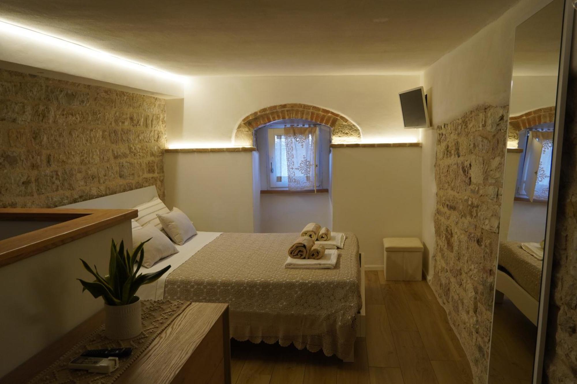 Appartamento Gattapone 9 Gubbio Exteriér fotografie